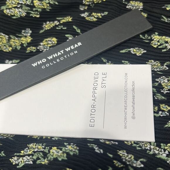 Who What Wear Madden High Waisted 1X Ditsy Floral Pants Straight Wide Leg Black - Picture 8 of 8